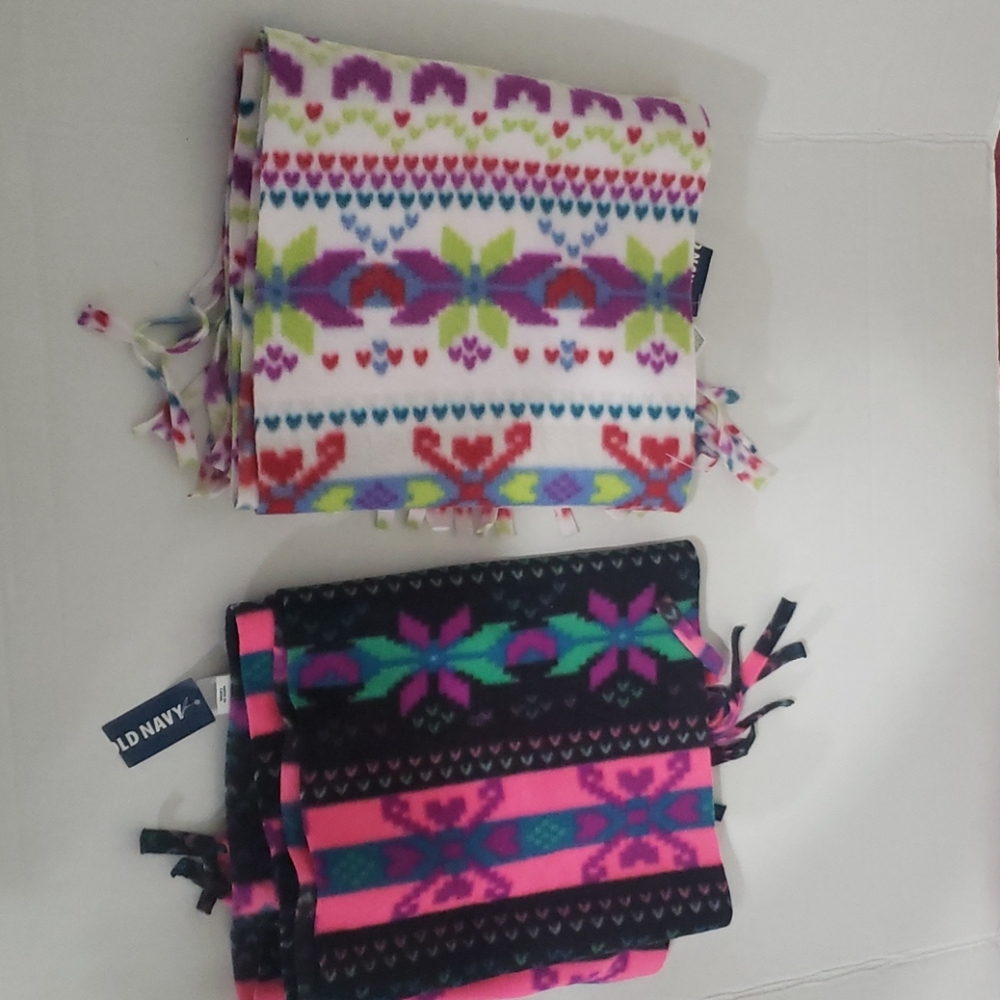 Old Navy scarves  set of 2